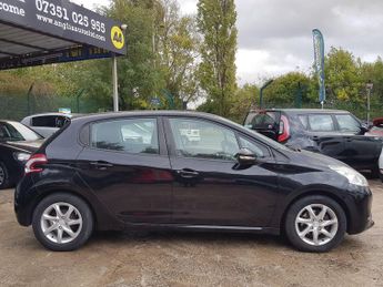 Peugeot 208 1.4 HDi Active Euro 5 5dr