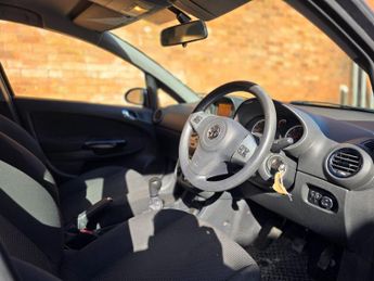 Vauxhall Corsa 1.4 16V Excite Euro 5 5dr (A/C)