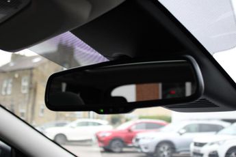 Nissan Qashqai 1.3 DIG-T N-Connecta DCT Auto Euro 6 (s/s) 5dr