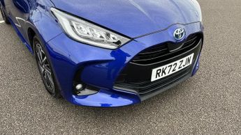 Toyota Yaris 1.5 VVT-h Design E-CVT Euro 6 (s/s) 5dr