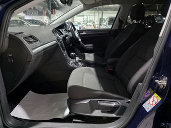 Volkswagen Golf 1.0 TSI SE Nav DSG Euro 6 (s/s) 5dr