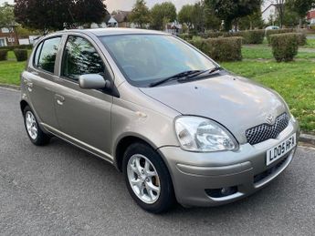 Toyota Yaris 1.3 VVT-i Colour Collection 5dr