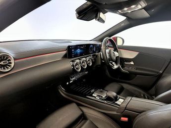 Mercedes-Benz CLA 2.0 CLA220d AMG Line (Premium) Coupe 8G-DCT Euro 6 (s/s) 4dr