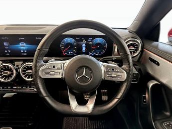 Mercedes-Benz CLA 2.0 CLA220d AMG Line (Premium) Coupe 8G-DCT Euro 6 (s/s) 4dr