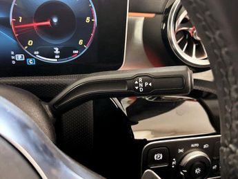 Mercedes-Benz CLA 2.0 CLA220d AMG Line (Premium) Coupe 8G-DCT Euro 6 (s/s) 4dr