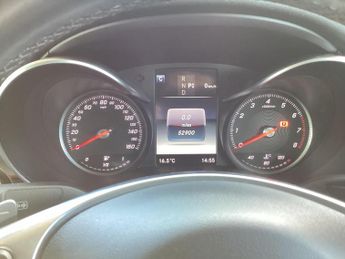 Mercedes-Benz C Class 2.0 C200 AMG Line (Premium) 7G-Tronic+ Euro 6 (s/s) 4dr