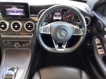 Mercedes-Benz C Class 2.0 C200 AMG Line (Premium) 7G-Tronic+ Euro 6 (s/s) 4dr
