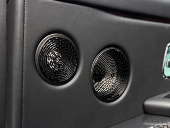 Rolls-Royce Cullinan 6.75 V12 Black Badge SUV 5dr Petrol Auto 4WD Euro 6 (600 ps)