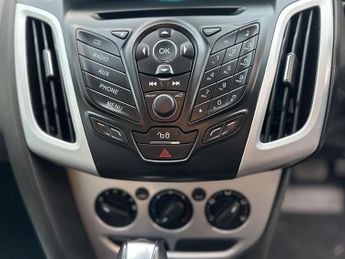 Ford Focus 1.6 Zetec Powershift Euro 5 5dr
