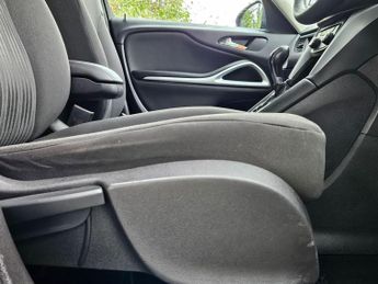 Vauxhall Zafira Tourer 1.4i Turbo Exclusiv Auto Euro 6 5dr