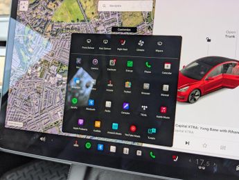 Tesla Model 3 Standard Range Plus Auto RWD 4dr