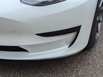Tesla Model 3 Standard Range Plus Auto RWD 4dr