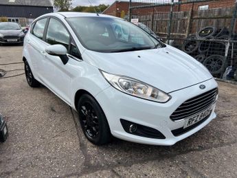 Ford Fiesta 1.0T EcoBoost Zetec Euro 5 (s/s) 5dr