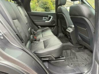 Land Rover Discovery Sport 2.0 TD4 Landmark SUV 5dr Diesel Auto 4WD Euro 6 (s/s) (180 ps)