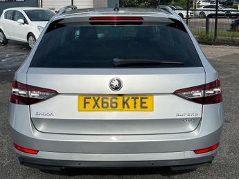 Skoda Superb 2.0 TDI Laurin & Klement DSG Auto 6Spd 4WD Euro 6 (s/s) 5dr