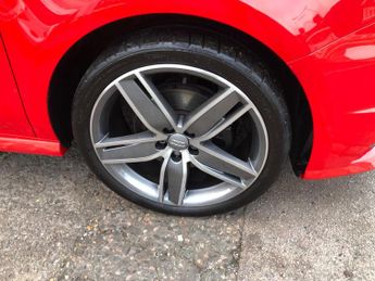 Audi A1 1.4 TFSI CoD Black Edition S Tronic Euro 6 (s/s) 3dr