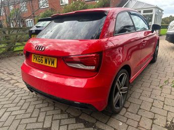 Audi A1 1.4 TFSI CoD Black Edition S Tronic Euro 6 (s/s) 3dr