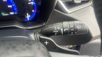 Toyota Corolla 2.0 VVT-h Excel CVT Euro 6 (s/s) 5dr