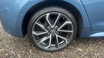 Toyota Corolla 2.0 VVT-h Excel CVT Euro 6 (s/s) 5dr