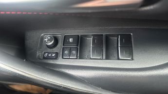 Toyota Corolla 2.0 VVT-h Excel CVT Euro 6 (s/s) 5dr