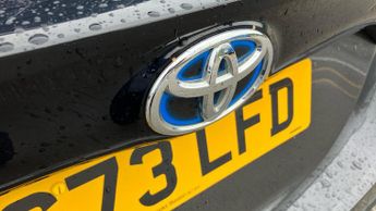 Toyota Yaris 1.5 VVT-h Design E-CVT Euro 6 (s/s) 5dr