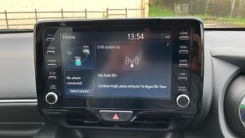 Toyota Yaris 1.5 VVT-h Design E-CVT Euro 6 (s/s) 5dr