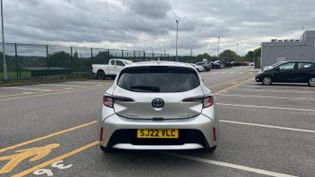 Toyota Corolla 1.8 VVT-h Design CVT Euro 6 (s/s) 5dr