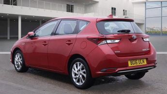 Toyota Auris 1.8 VVT-h Business Edition CVT Euro 6 (s/s) 5dr