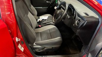 Toyota Auris 1.8 VVT-h Business Edition CVT Euro 6 (s/s) 5dr