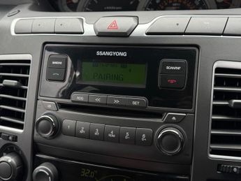 SsangYong Turismo 2.2D EX T-Tronic Euro 6 5dr