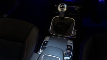 Mercedes-Benz A Class 1.3 A200 AMG Line (Premium) Euro 6 (s/s) 5dr