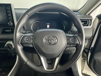 Toyota RAV4 2.5 VVT-h Design CVT Euro 6 (s/s) 5dr