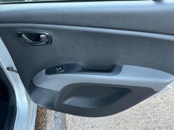 Hyundai i10 1.2 Active Auto Euro 5 5dr