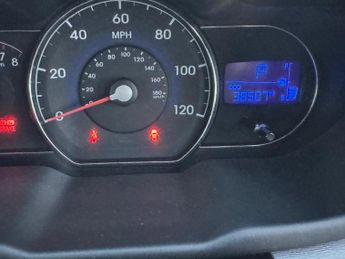 Hyundai i10 1.2 Active Auto Euro 5 5dr