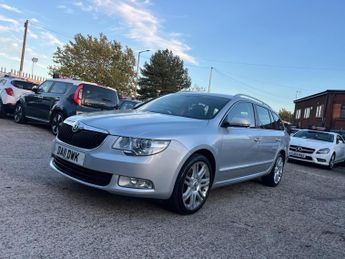Skoda Superb 2.0 TDI Elegance DSG Euro 5 5dr