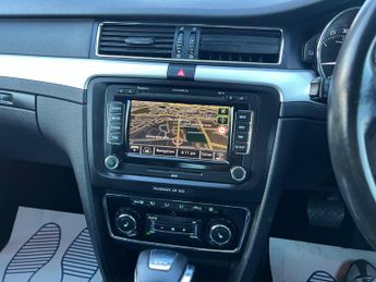 Skoda Superb 2.0 TDI Elegance DSG Euro 5 5dr