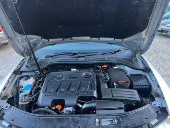 Skoda Superb 2.0 TDI Elegance DSG Euro 5 5dr