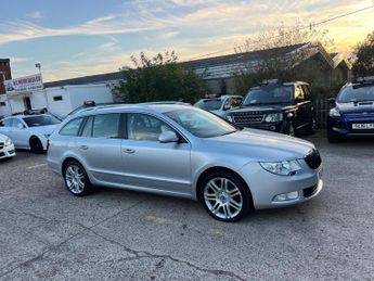 Skoda Superb 2.0 TDI Elegance DSG Euro 5 5dr