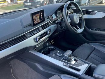 Audi A4 2.0 TDI 40 S line S Tronic Euro 6 (s/s) 4dr