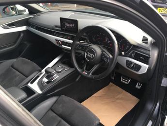 Audi A4 2.0 TDI 40 S line S Tronic Euro 6 (s/s) 4dr