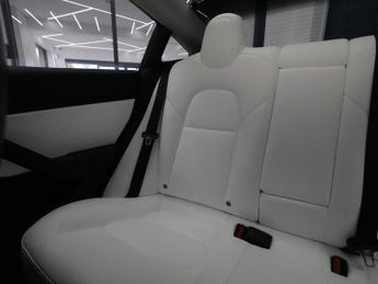 Tesla Model 3 (Dual Motor) Long Range Auto 4WDE 4dr