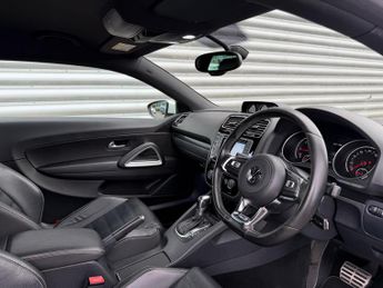 Volkswagen Scirocco 2.0 TDI BlueMotion Tech R-Line DSG Euro 6 (s/s) 3dr