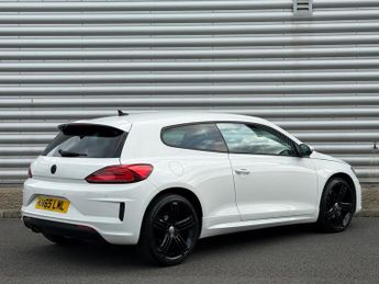 Volkswagen Scirocco 2.0 TDI BlueMotion Tech R-Line DSG Euro 6 (s/s) 3dr