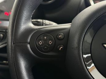 MINI Paceman 1.6 Cooper Auto ALL4 Euro 6 3dr