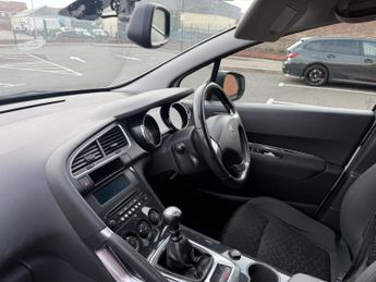 Peugeot 3008 1.6 HDi Active Euro 5 5dr