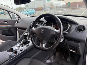 Peugeot 3008 1.6 HDi Active Euro 5 5dr