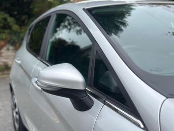Ford Fiesta 1.0T EcoBoost MHEV Titanium DCT Euro 6 (s/s) 5dr