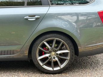 Skoda Octavia 2.0 TDI vRS DSG Euro 5 (s/s) 5dr