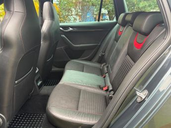 Skoda Octavia 2.0 TDI vRS DSG Euro 5 (s/s) 5dr