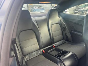 Mercedes-Benz C Class 2.1 C220 CDI AMG Sport G-Tronic+ Euro 5 (s/s) 2dr